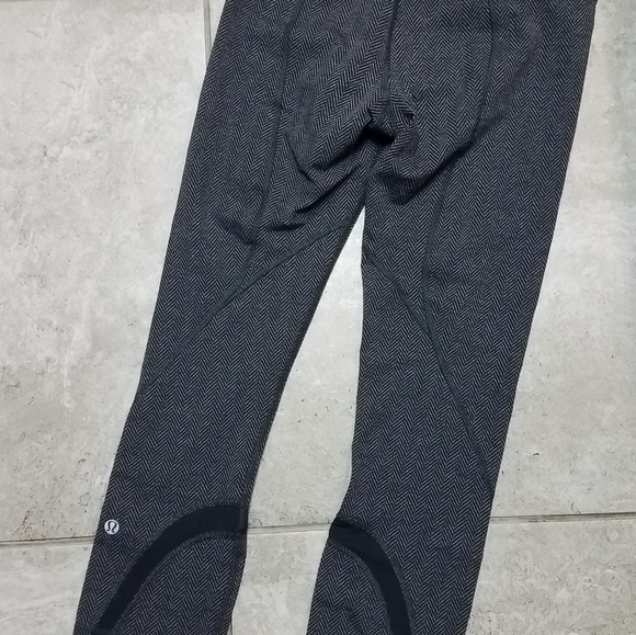 Lululemon Run Inspire crop II herringbone crop - Picture 3 of 7